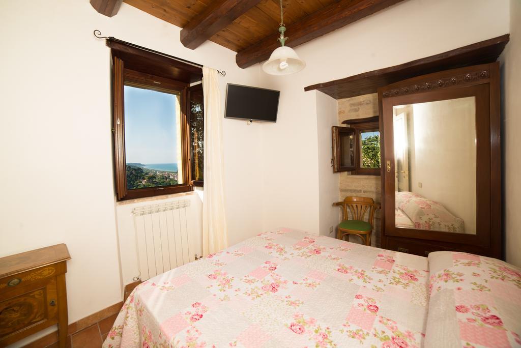 B&B Borgo Marano Cupra Marittima Extérieur photo