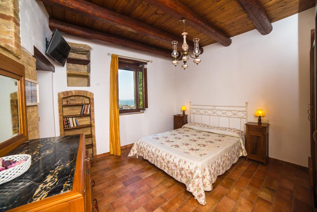 B&B Borgo Marano Cupra Marittima Extérieur photo